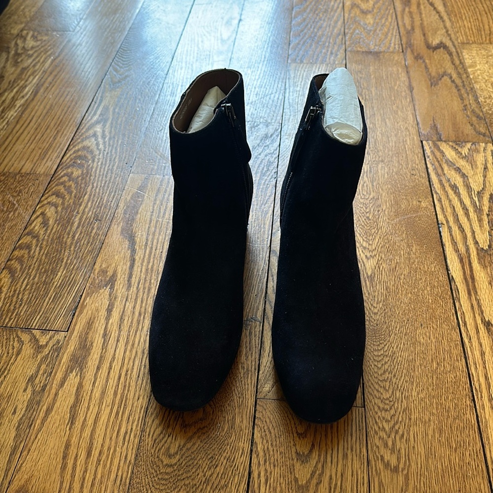 Brand new navy suede booties